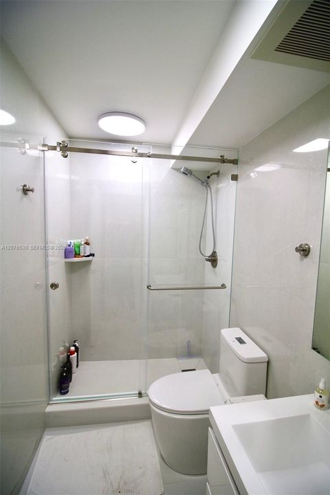 В аренду: $2,500 (1 спален, 1 ванн, 565 Квадратных фут)