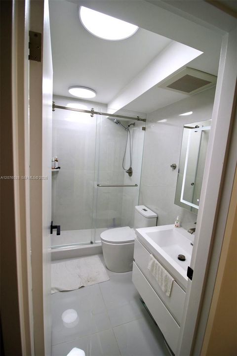 В аренду: $2,500 (1 спален, 1 ванн, 565 Квадратных фут)