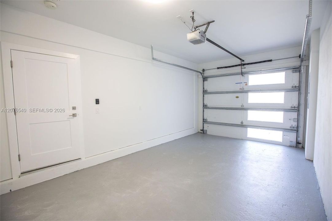 For Rent: $7,500 (3 beds, 4 baths, 2809 Square Feet)