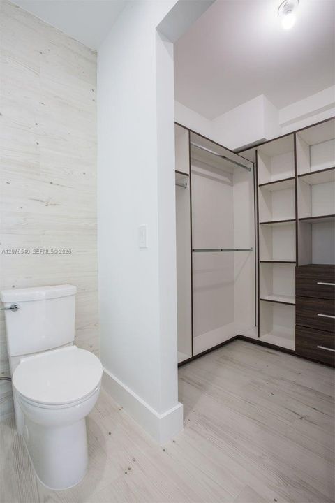 For Rent: $7,500 (3 beds, 4 baths, 2809 Square Feet)