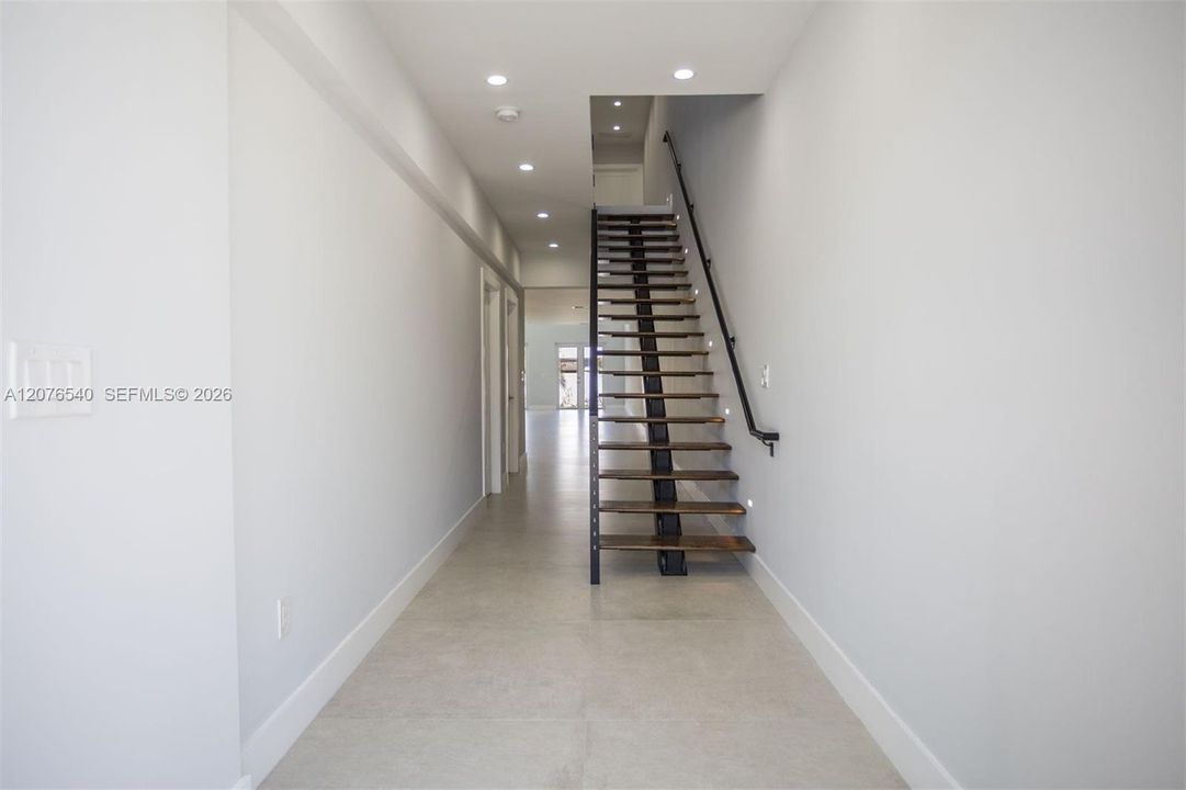 For Rent: $7,500 (3 beds, 4 baths, 2809 Square Feet)