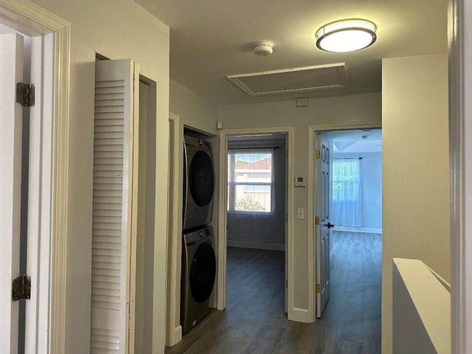 landing 2nd floor with laundry