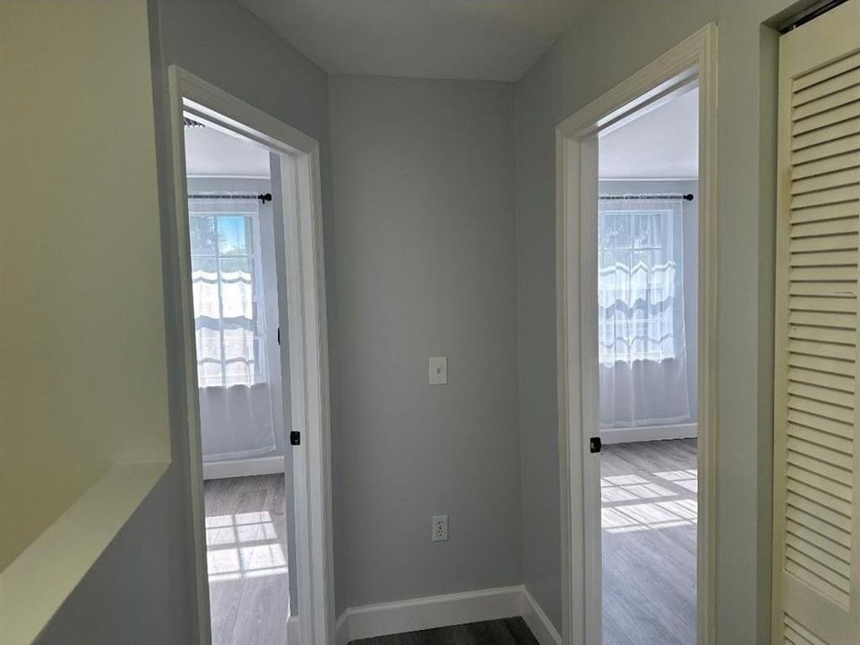 landing 2nd floor