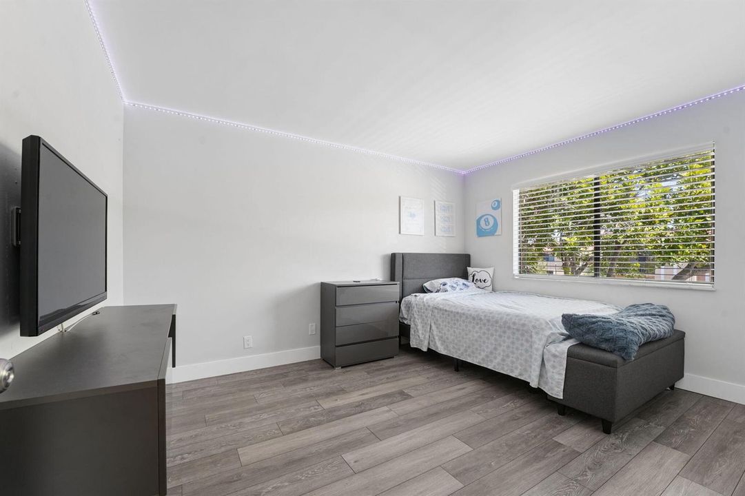 Second bedroom