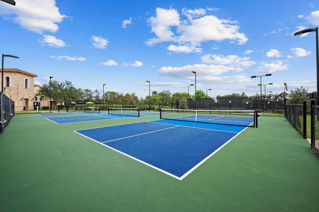 Pickleball Courts