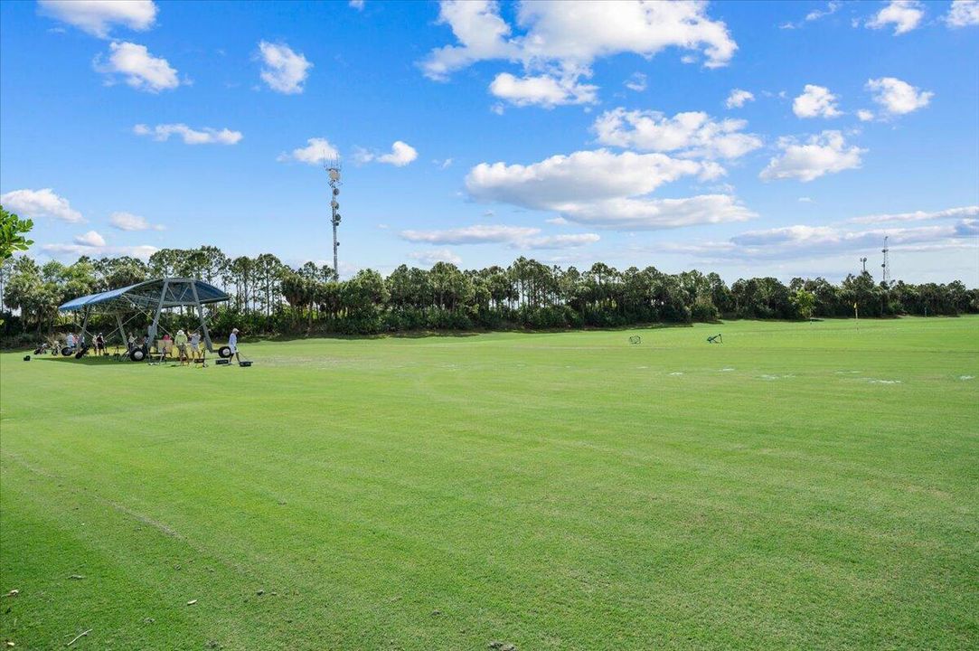 Country Club Golf Range