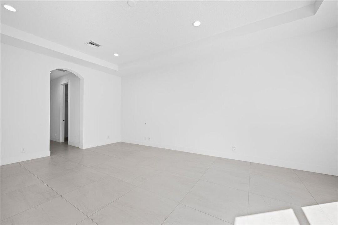 Large Owner's Suite