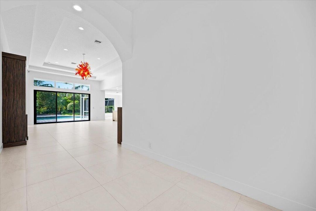 Elegant Foyer Entrance