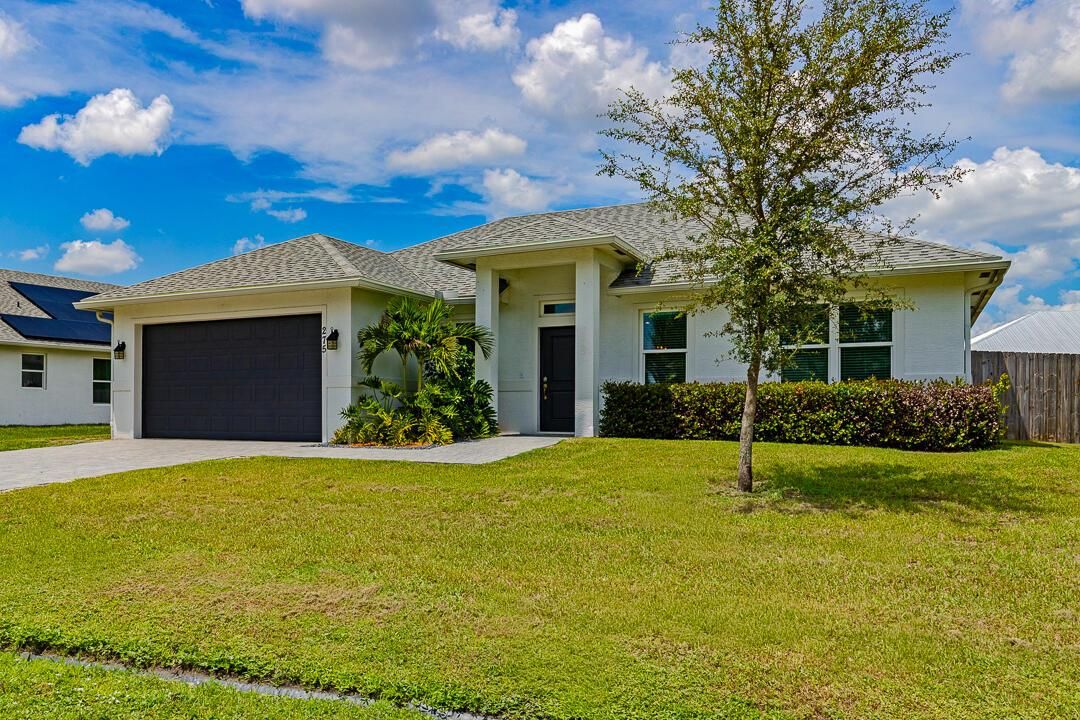 275 SW Elderberyy Drive-33