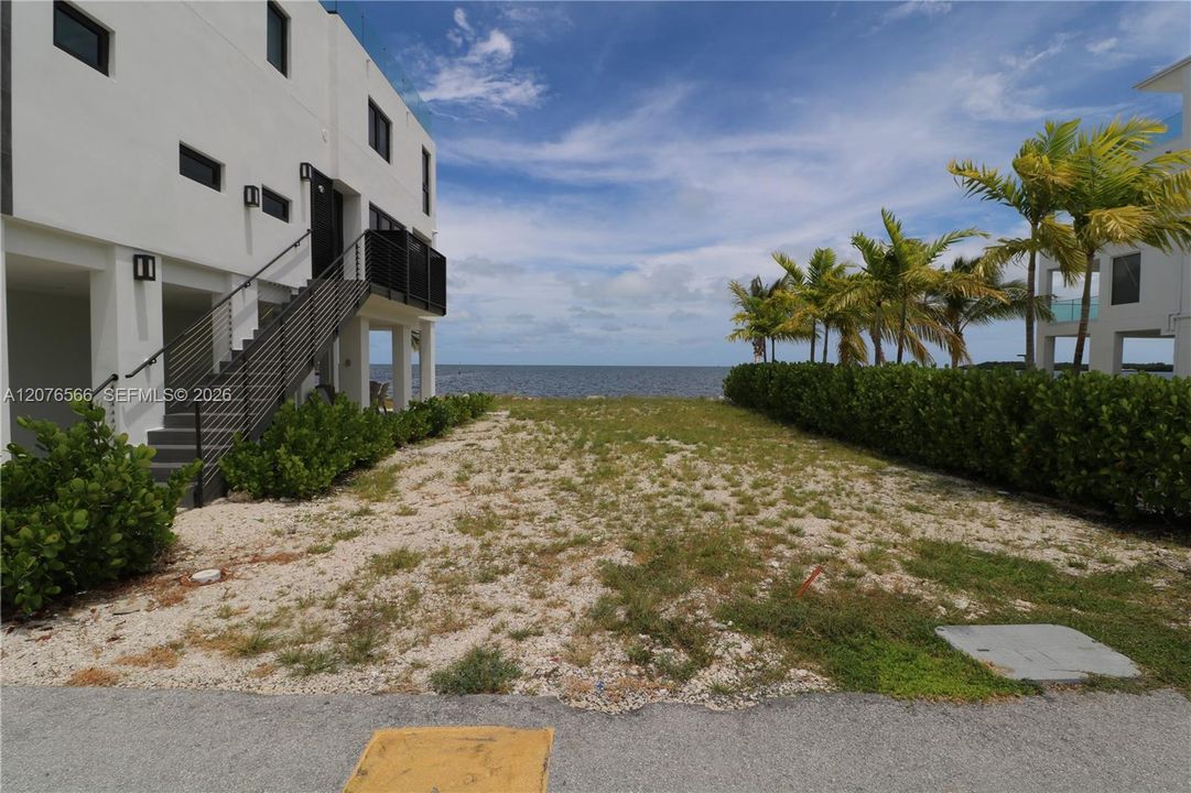 待售: $750,000 (0.05 acres)