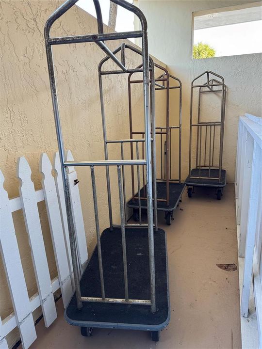 luggage cart