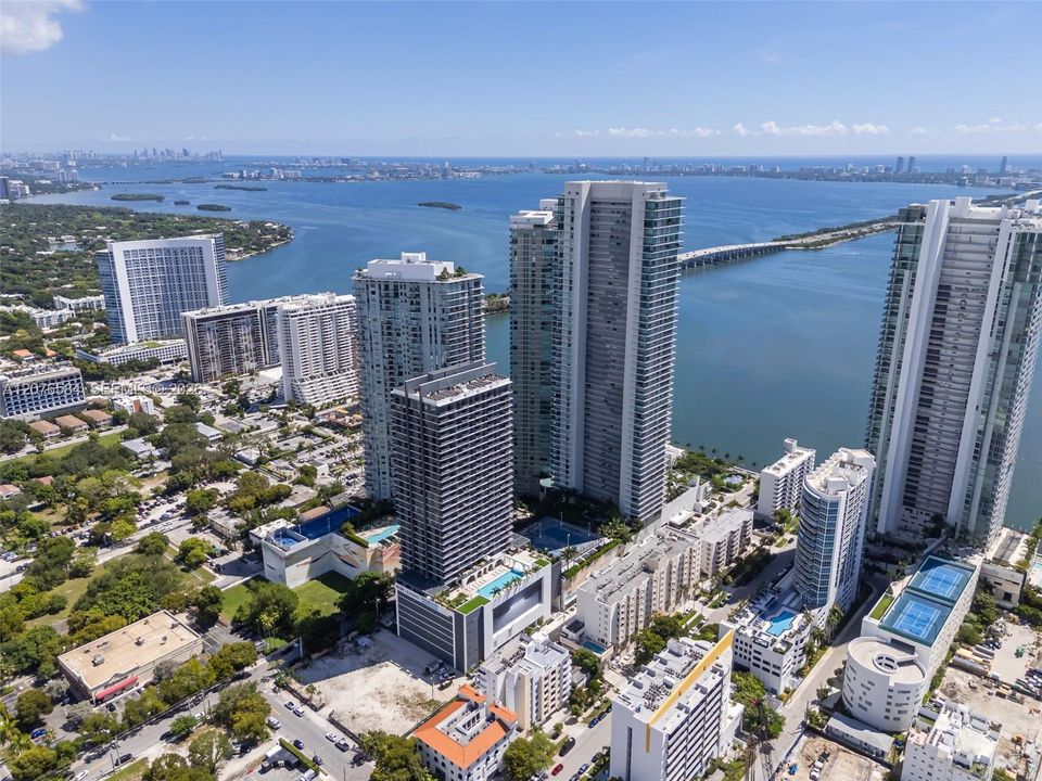 En Venta: $649,000 (3 camas, 2 baños, 1152 Pies cuadrados)