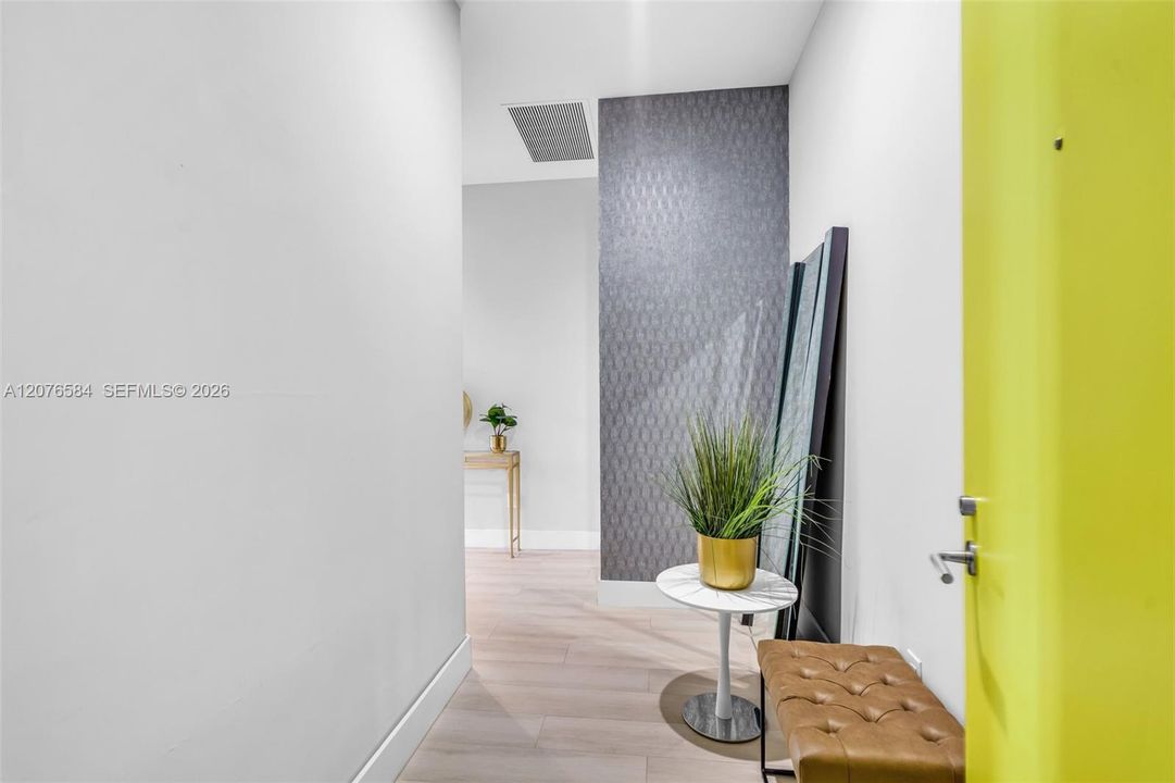 En Venta: $649,000 (3 camas, 2 baños, 1152 Pies cuadrados)