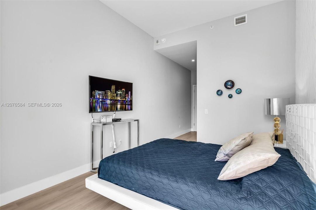 En Venta: $649,000 (3 camas, 2 baños, 1152 Pies cuadrados)