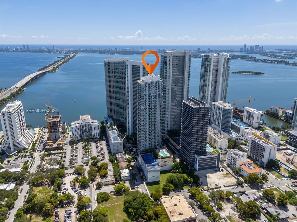 En Venta: $649,000 (3 camas, 2 baños, 1152 Pies cuadrados)