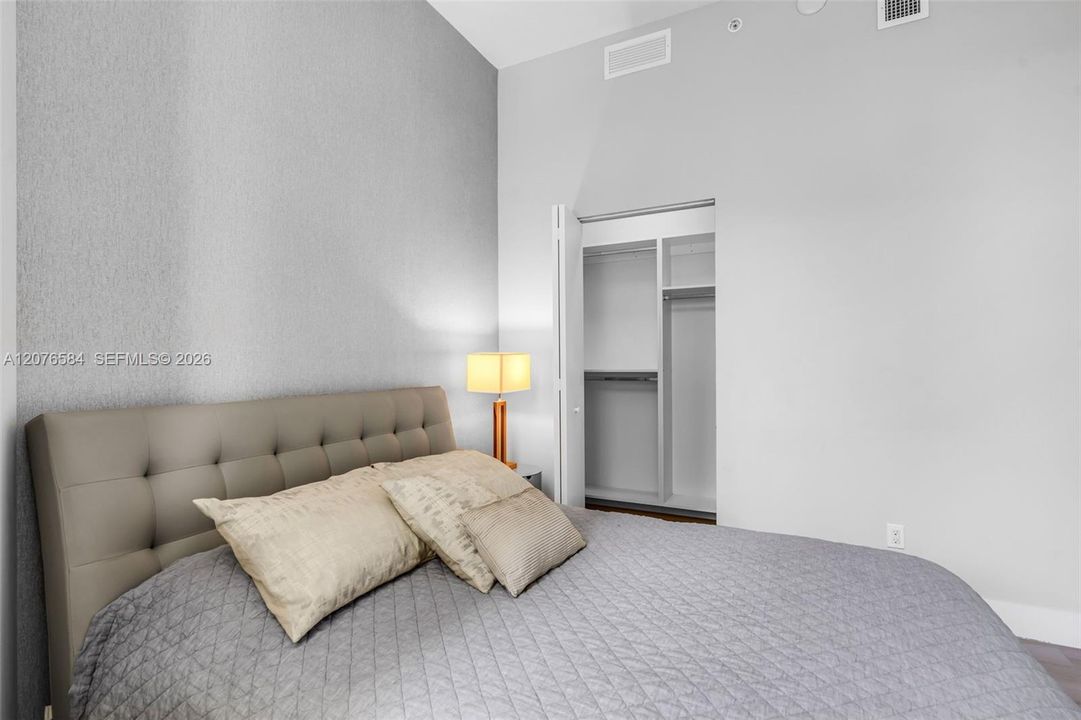 En Venta: $649,000 (3 camas, 2 baños, 1152 Pies cuadrados)