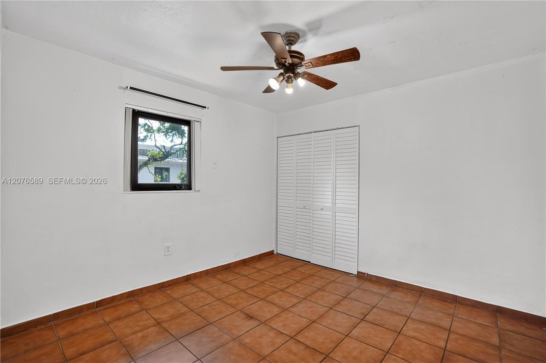 En Venta: $375,000 (2 camas, 1 baños, 692 Pies cuadrados)
