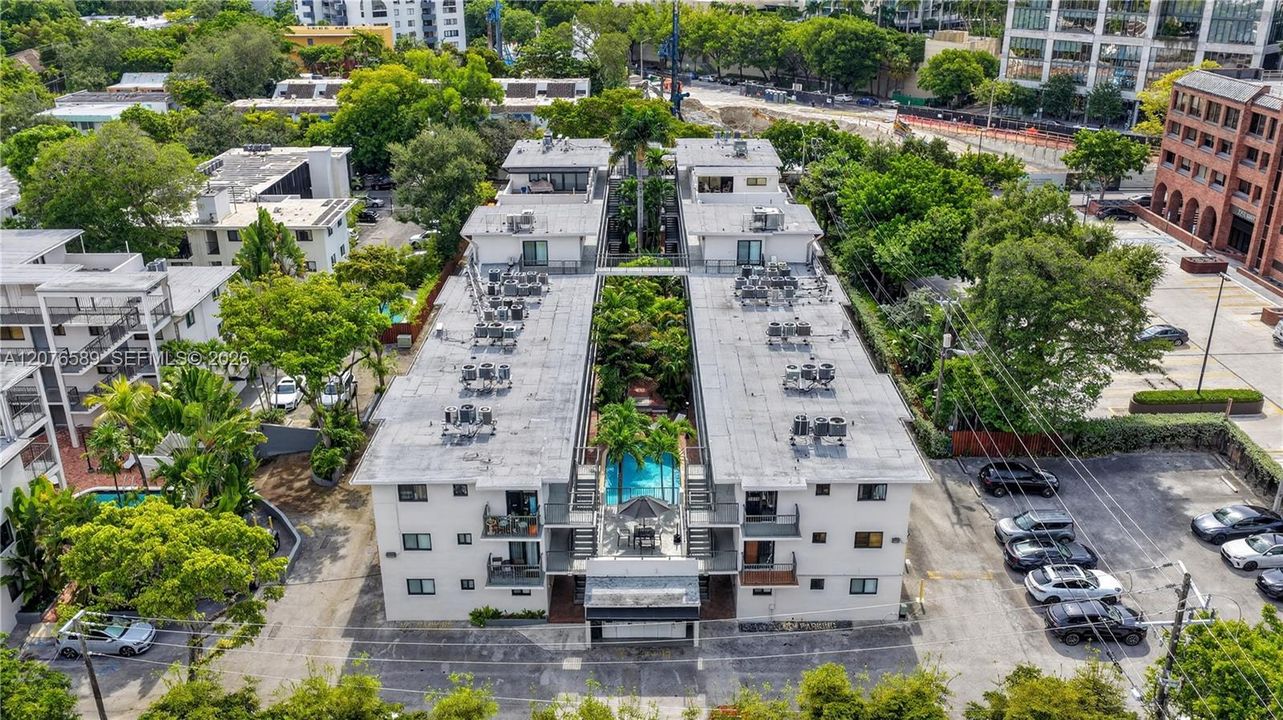 En Venta: $375,000 (2 camas, 1 baños, 692 Pies cuadrados)