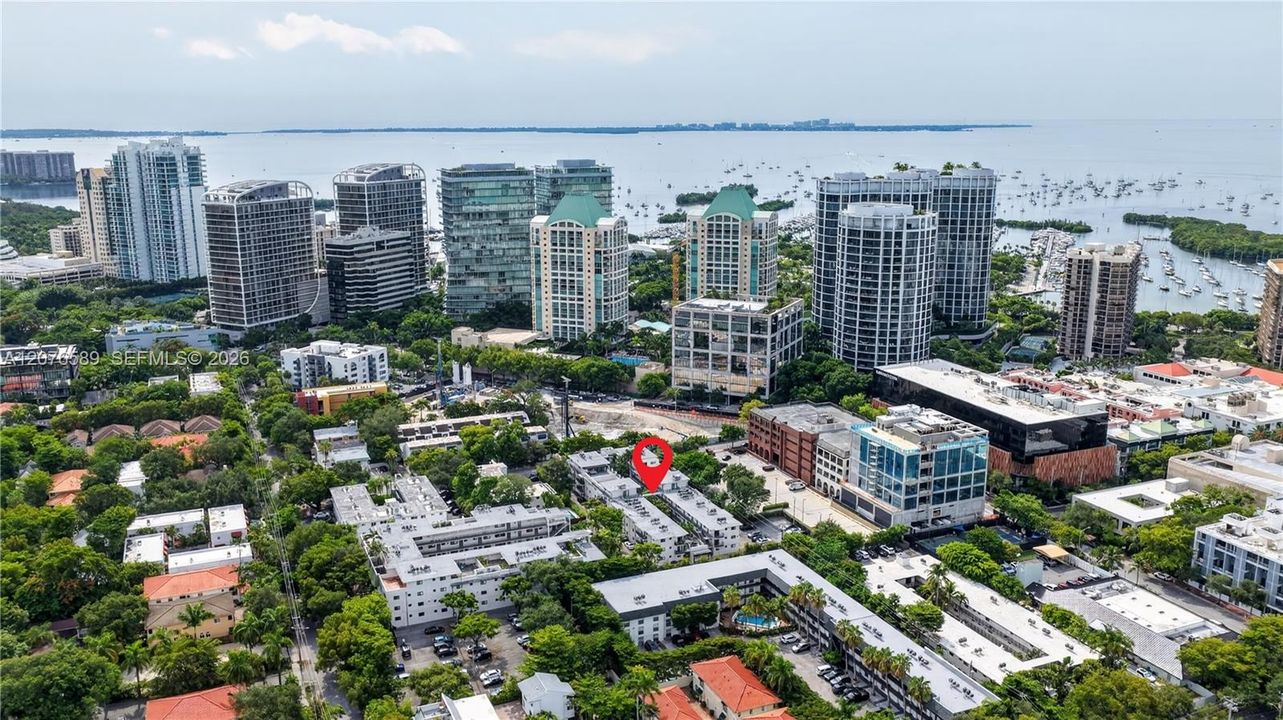 En Venta: $375,000 (2 camas, 1 baños, 692 Pies cuadrados)