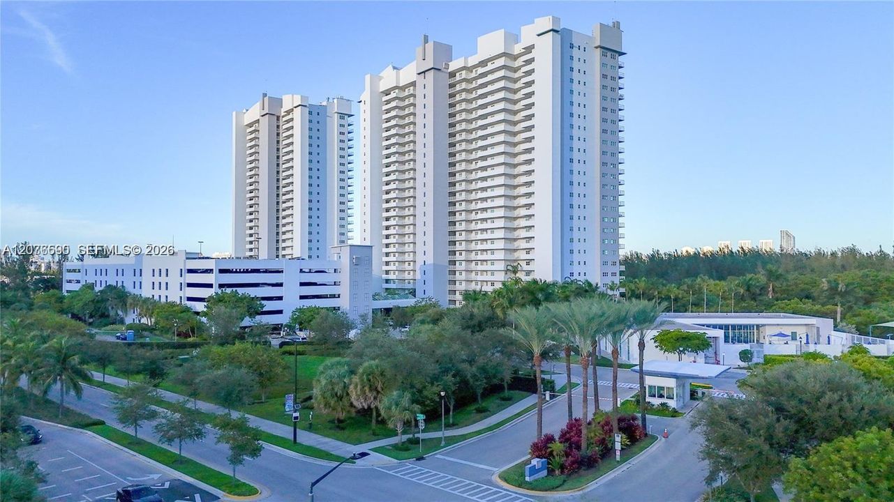 For Rent: $3,500 (2 beds, 2 baths, 1763 Square Feet)