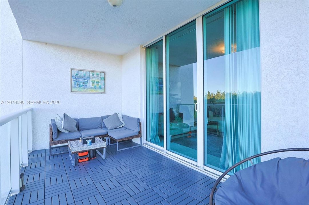 For Rent: $3,500 (2 beds, 2 baths, 1763 Square Feet)