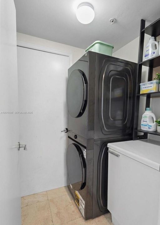 For Rent: $3,500 (2 beds, 2 baths, 1763 Square Feet)