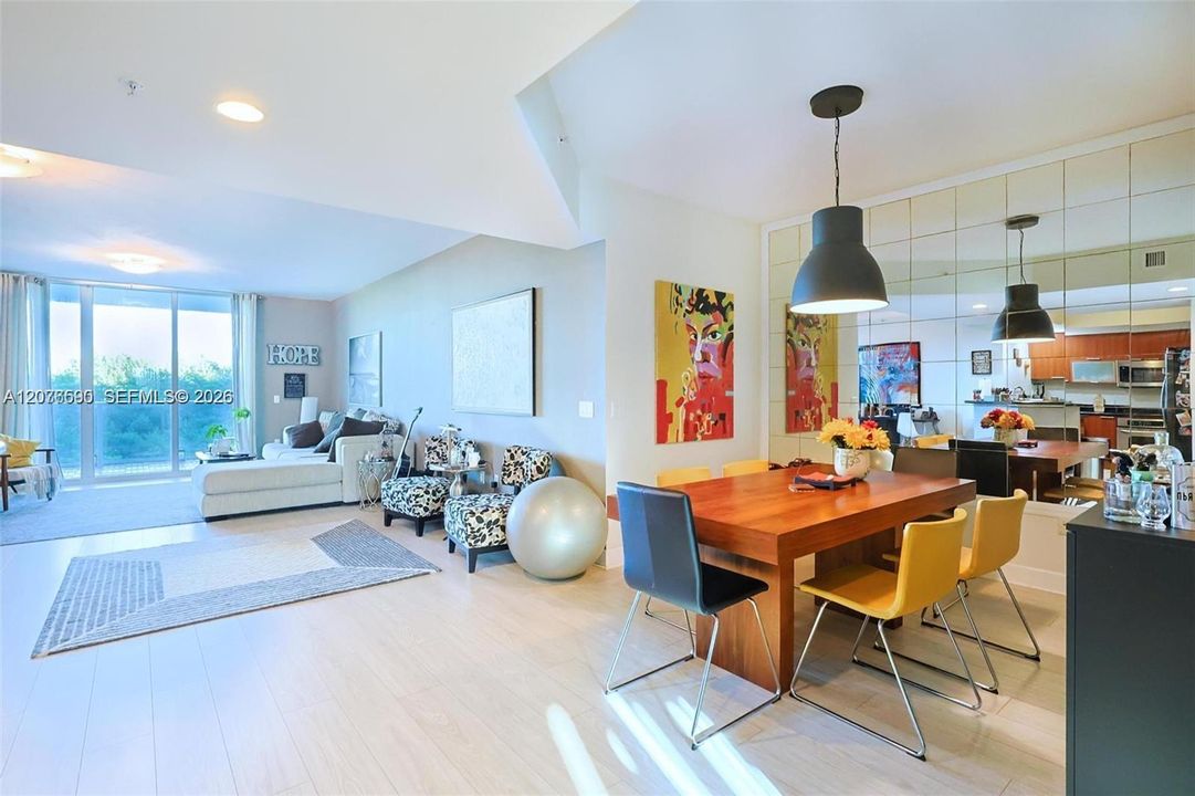 For Rent: $3,500 (2 beds, 2 baths, 1763 Square Feet)