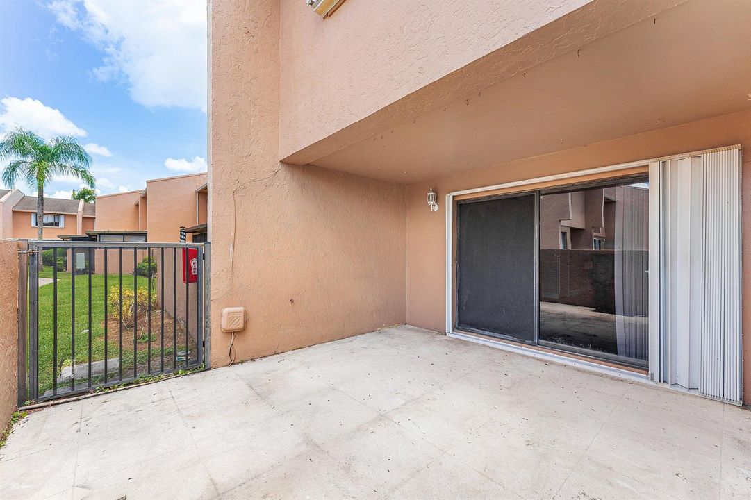 028-139SparrowDrive-2A-RoyalPalmBeach-FL
