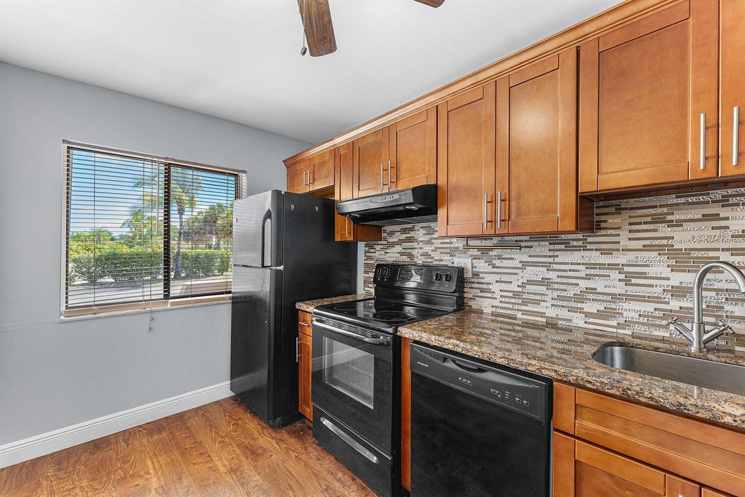 017-139SparrowDrive-2A-RoyalPalmBeach-FL