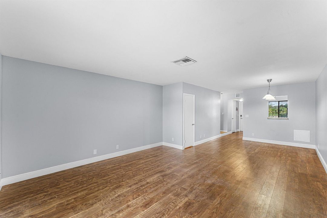 008-139SparrowDrive-2A-RoyalPalmBeach-FL