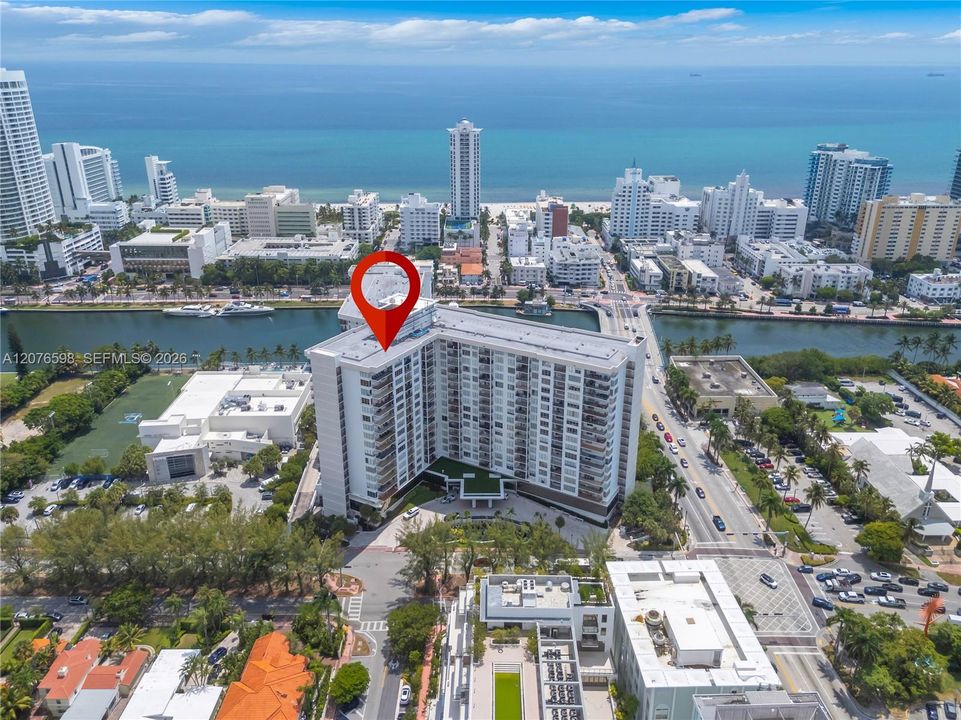 На продажу: $599,000 (1 спален, 1 ванн, 835 Квадратных фут)