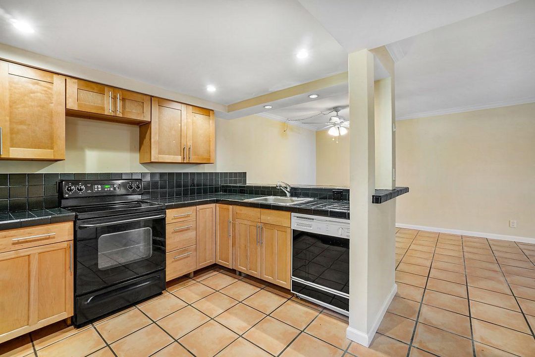 009-6559ChasewoodDr-Jupiter-FL-small