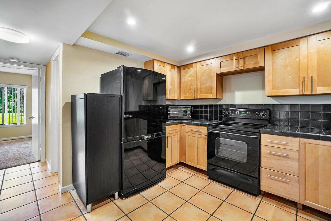 008-6559ChasewoodDr-Jupiter-FL-small