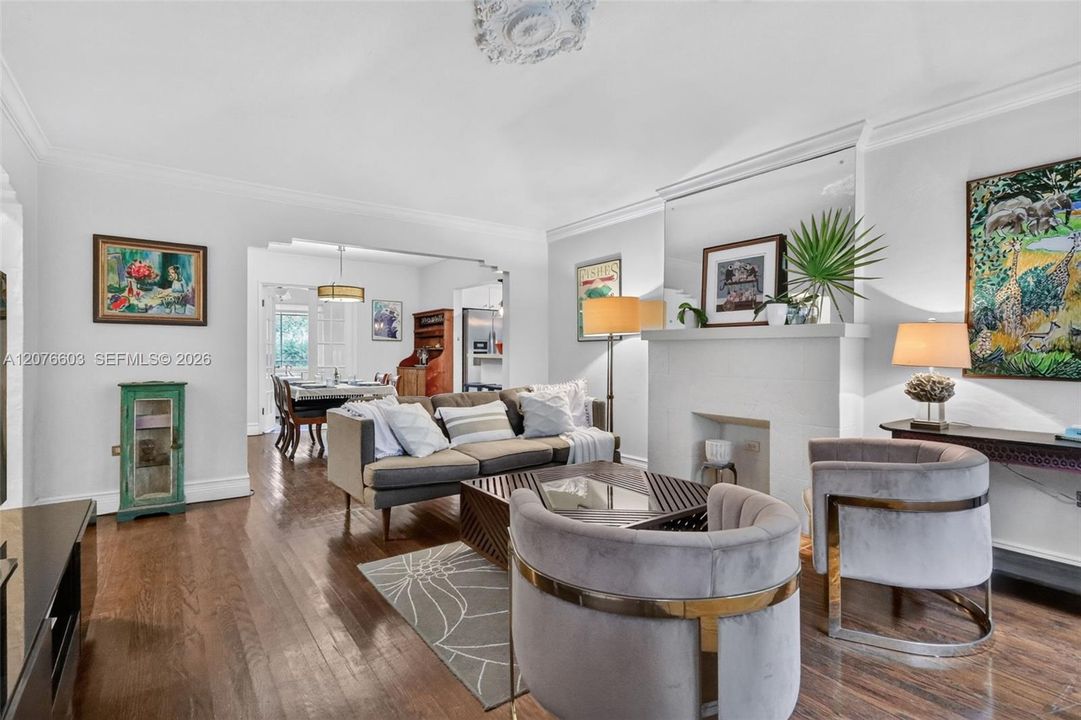 En Venta: $785,000 (2 camas, 2 baños, 1083 Pies cuadrados)