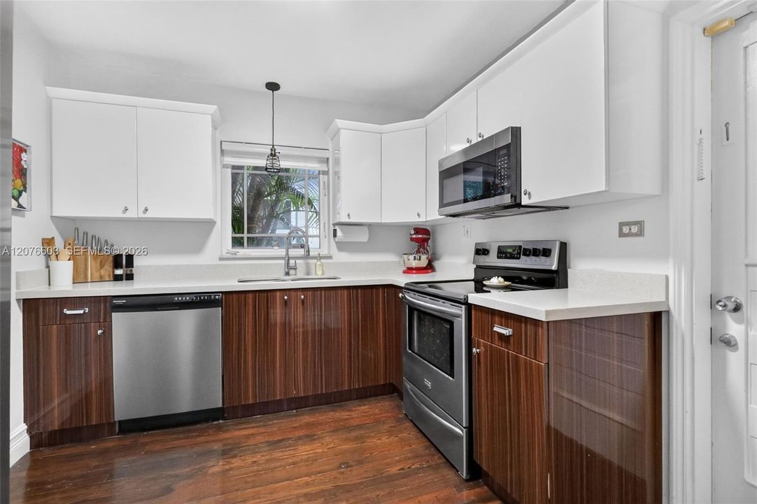 En Venta: $785,000 (2 camas, 2 baños, 1083 Pies cuadrados)