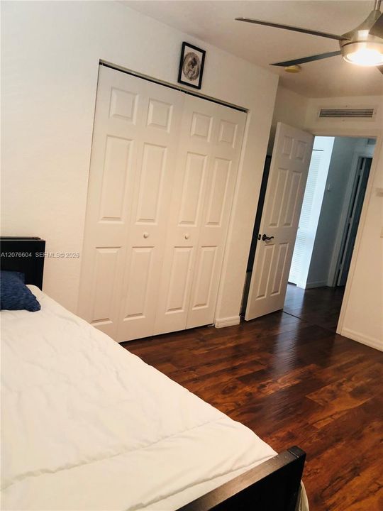 For Rent: $2,900 (3 beds, 3 baths, 1678 Square Feet)