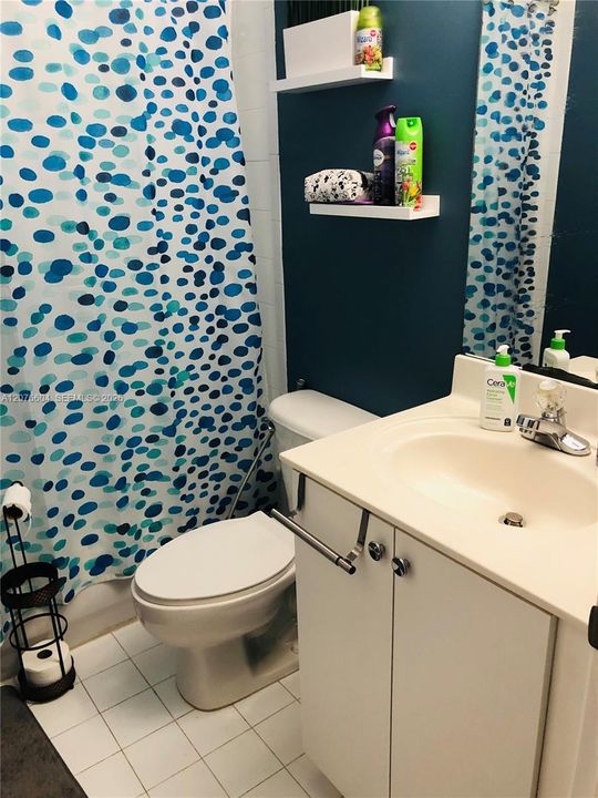 For Rent: $2,900 (3 beds, 3 baths, 1678 Square Feet)