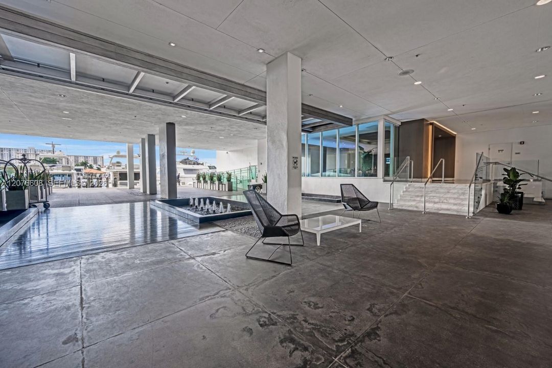 En Venta: $1,175,000 (3 camas, 3 baños, 1686 Pies cuadrados)