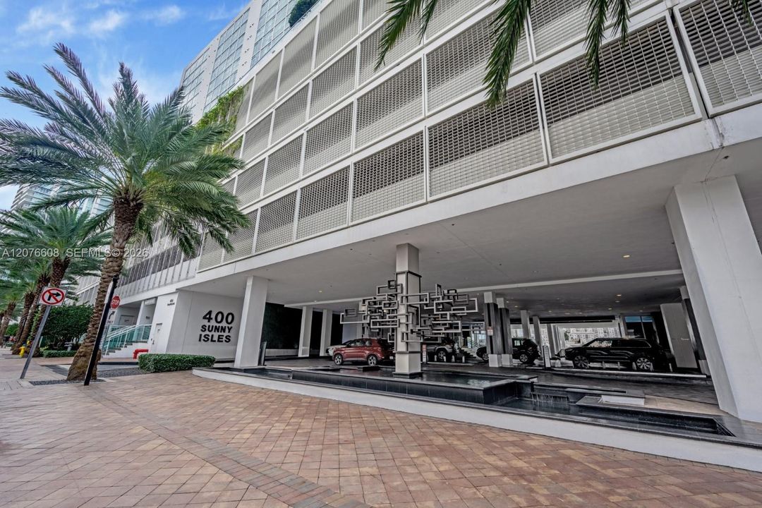 En Venta: $1,175,000 (3 camas, 3 baños, 1686 Pies cuadrados)