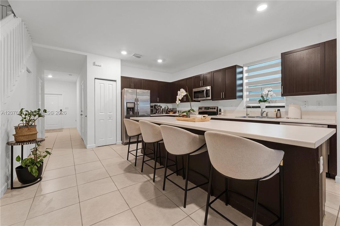 For Rent: $3,500 (4 beds, 3 baths, 1936 Square Feet)