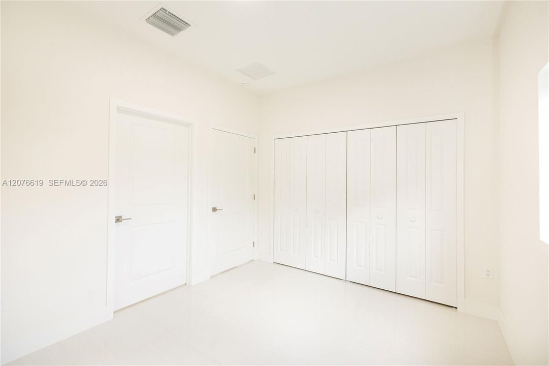 En Venta: $950,000 (0 camas, 0 baños, 2366 Pies cuadrados)