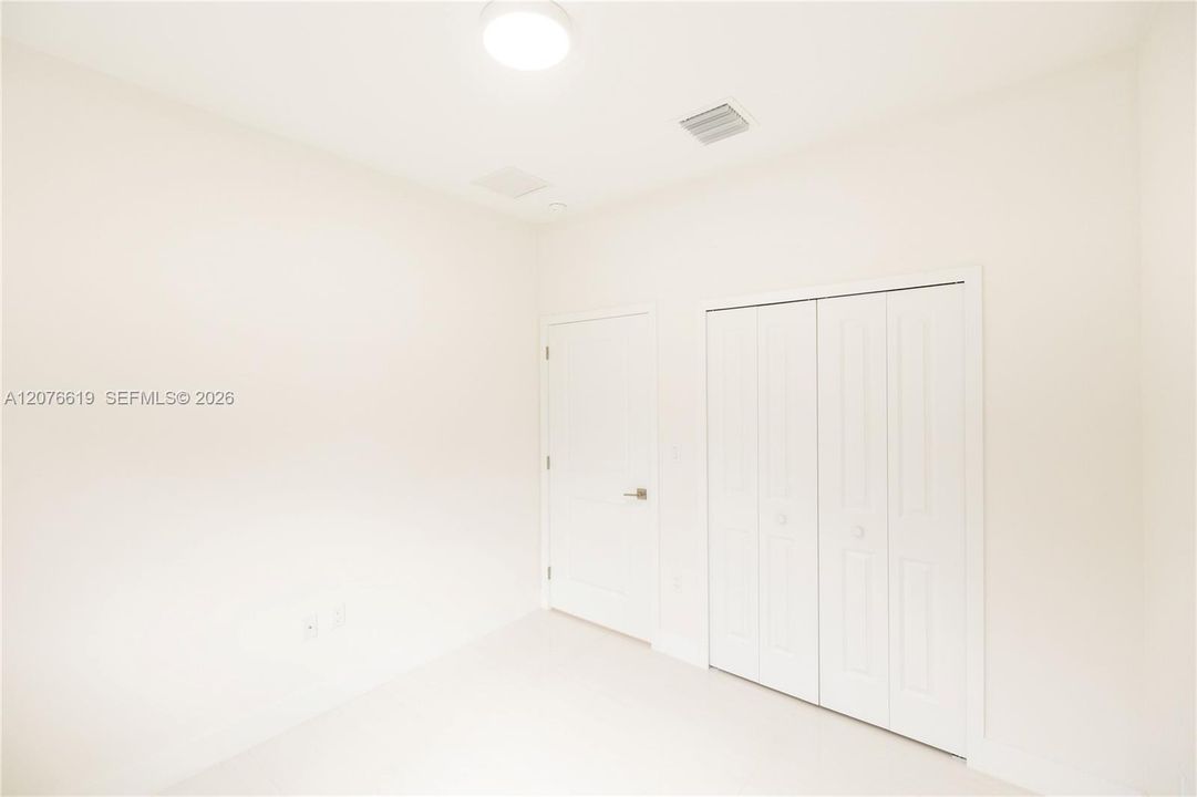En Venta: $950,000 (0 camas, 0 baños, 2366 Pies cuadrados)