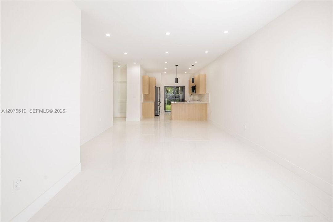 En Venta: $950,000 (0 camas, 0 baños, 2366 Pies cuadrados)