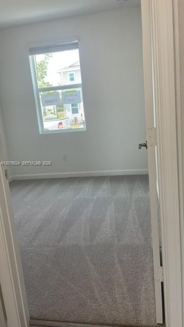 For Rent: $2,750 (4 beds, 2 baths, 1821 Square Feet)