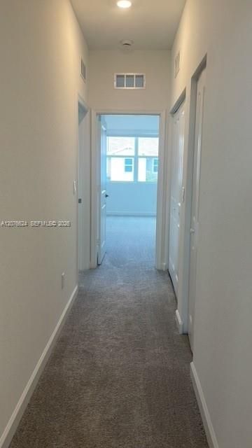 For Rent: $2,750 (4 beds, 2 baths, 1821 Square Feet)