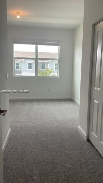 For Rent: $2,750 (4 beds, 2 baths, 1821 Square Feet)