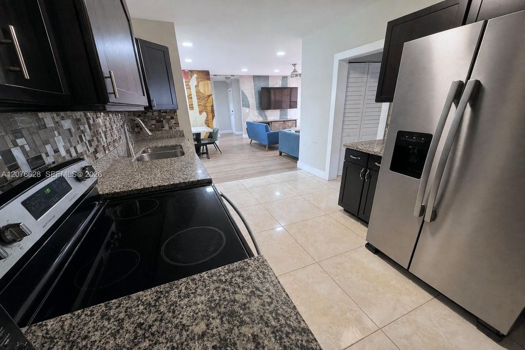 For Sale: $620,000 (4 beds, 2 baths, 1471 Square Feet)