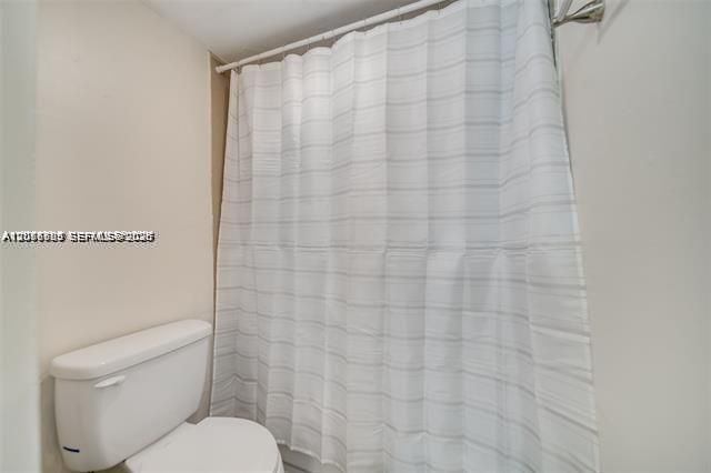 For Rent: $1,350 (1 beds, 1 baths, 850 Square Feet)