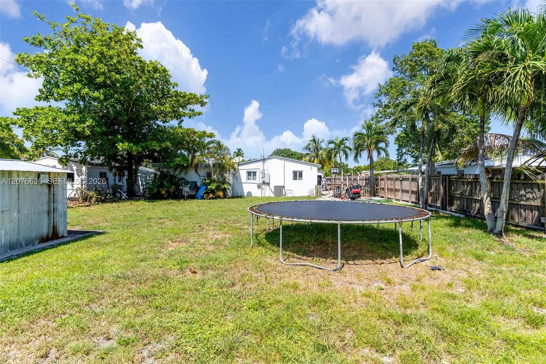 En Venta: $498,900 (4 camas, 2 baños, 0 Pies cuadrados)