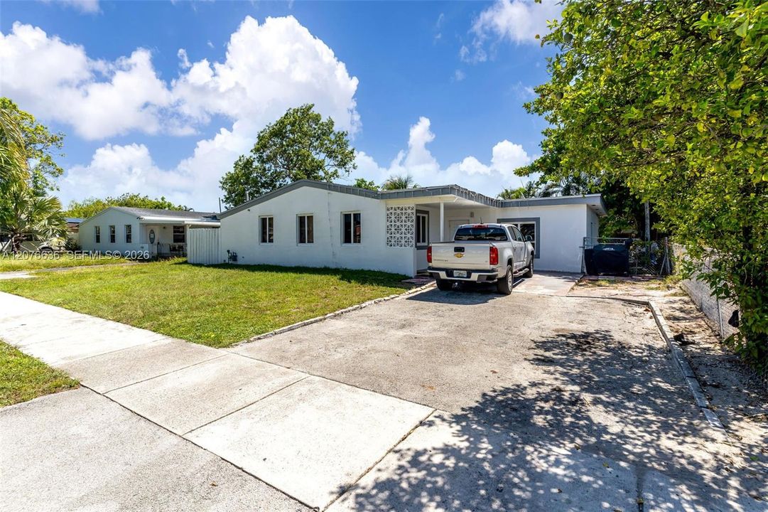 En Venta: $498,900 (4 camas, 2 baños, 0 Pies cuadrados)